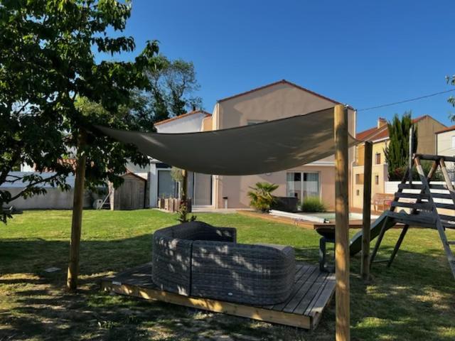 Maison Familiale 4 Chambres Avec Jardin Et Piscine Saint-Aignan-Grand-Lieu Zewnętrze zdjęcie