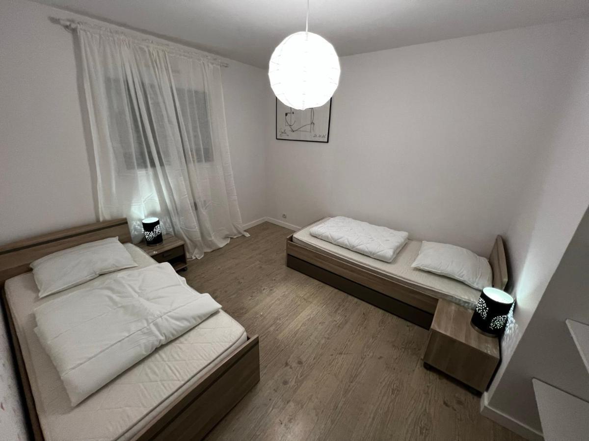 Maison Familiale 4 Chambres Avec Jardin Et Piscine Saint-Aignan-Grand-Lieu Zewnętrze zdjęcie